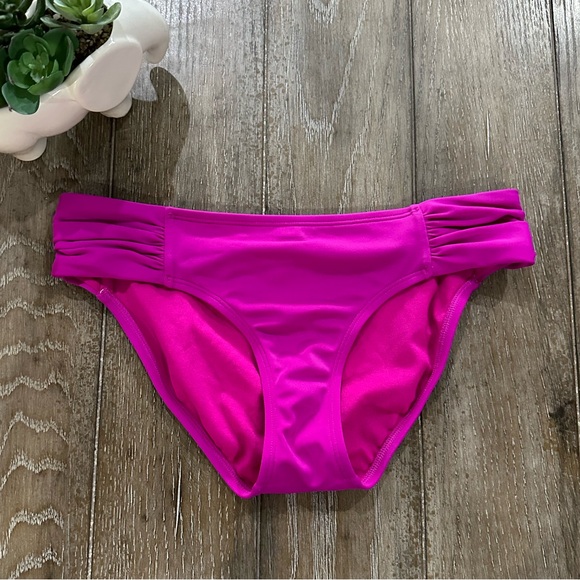 Athleta Other - Athleta Bikini Bottoms
